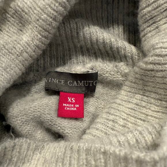 Vince Camuto Women’s Heather Gray Turtleneck Sweater Size XS - Picture 5 of 6